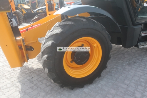 JCB-540-180-24501-17-www.al-quds.com