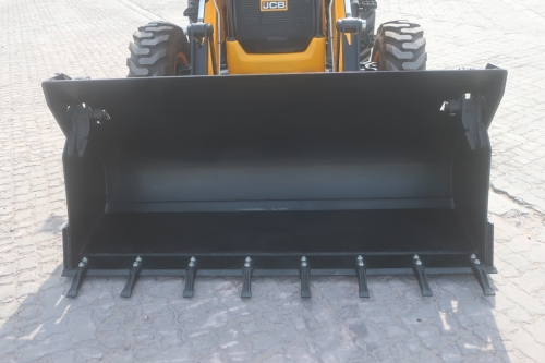 JCB-3DX-24186-9-www.al-quds.com