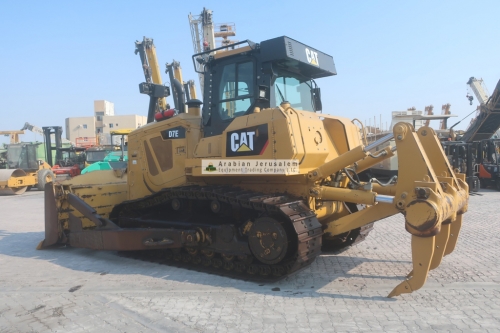 CAT-D7E-24181-4-www.al-quds.com