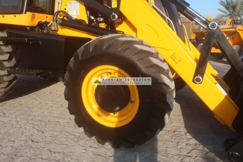 JCB-3DX-24549-17-www.al-quds.com